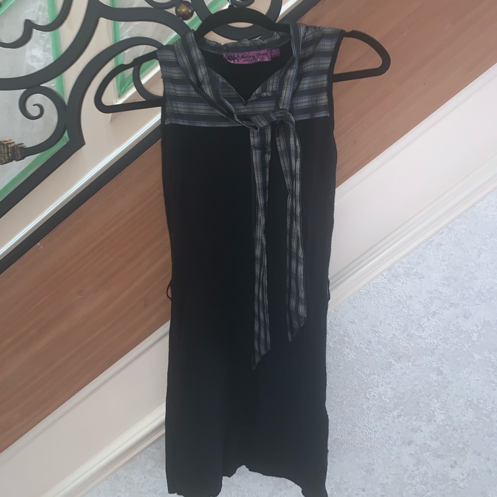 Twelve by twelve black dress size XS